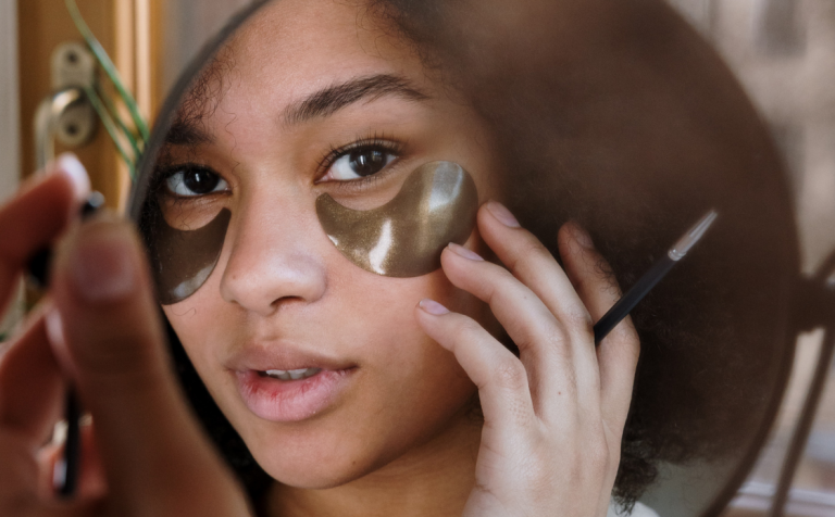 How to layer skincare products to get the most out of your beauty routine?