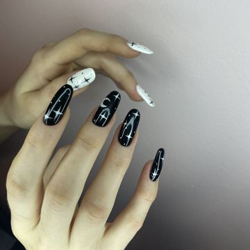 Wzory paznokci na Halloween