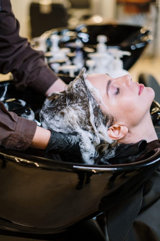 deep conditioning hair mask at salon