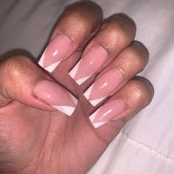 Y&A Glam Nails