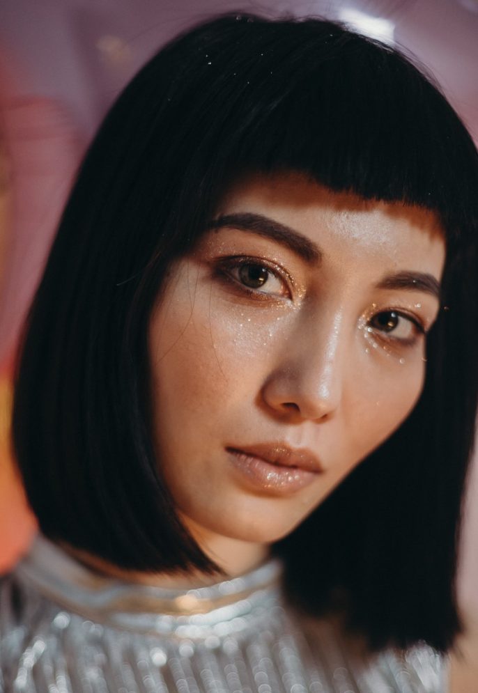 Curved bob