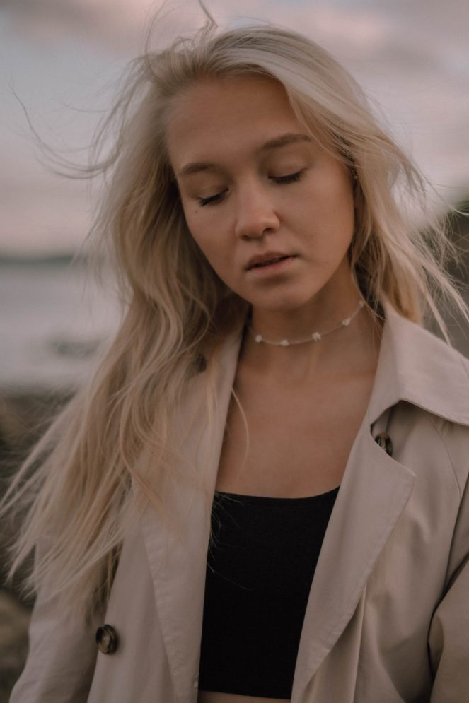 Barely-there waves