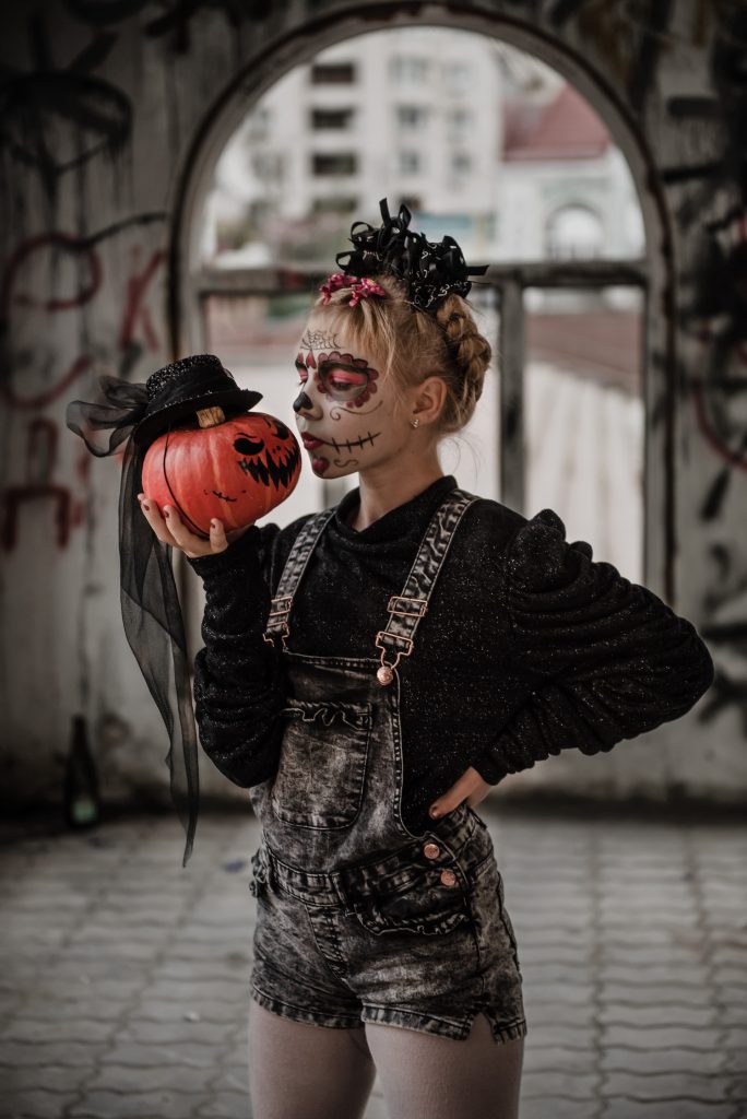 Meksykański makijaż na Halloween - Santa Muerte