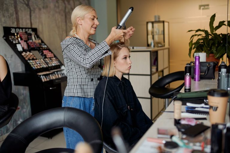 Best Hair Salons for Women Near Me in Orlando, FL