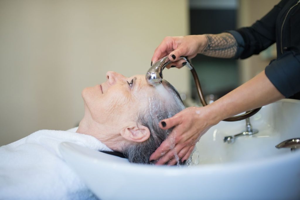 Best Women's Hair Salons Near Me in Tampa, FL (2026 Female Haircut & Styling Guide)